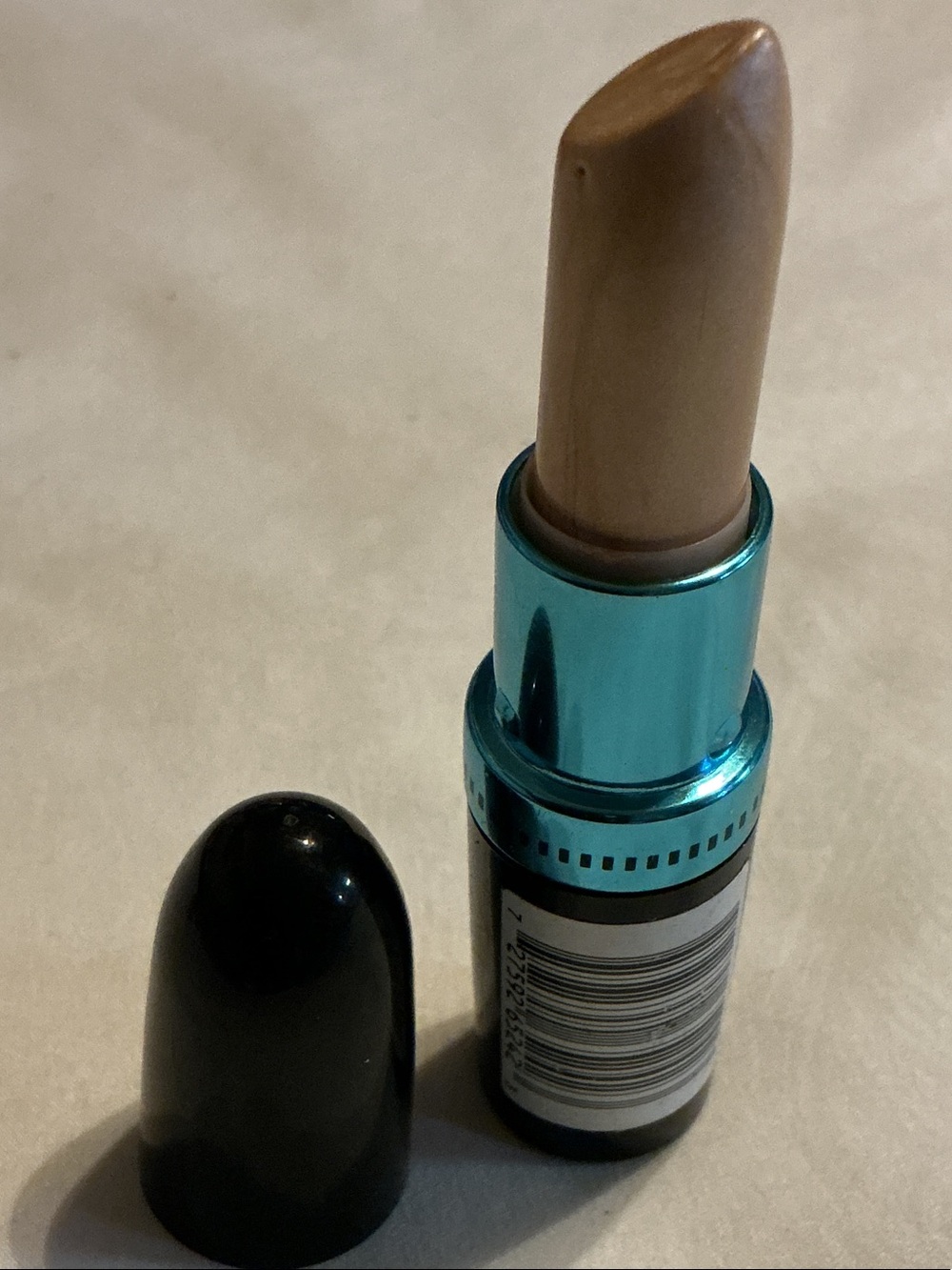 NEW Sassaby Neutral Beige Lipstick — Pina Co-Lotsa Retired Rare - Picture 2 of 5